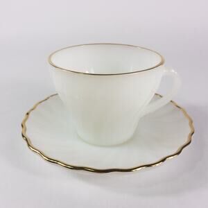 Anchor Hocking Fire King Milk Glass Swirl Scallop Gold Rim Tea Cup w/ Saucer